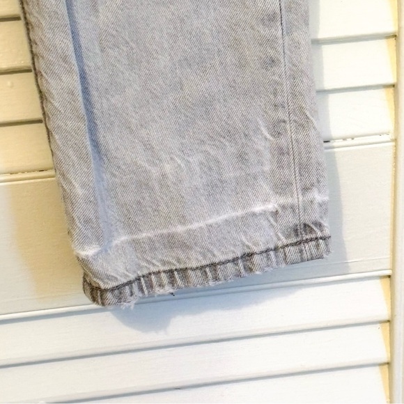 Levi’s Vintage 501 Distressed Destroyed Light Wash Straight Gray Jeans W27 L32 - Picture 5 of 12